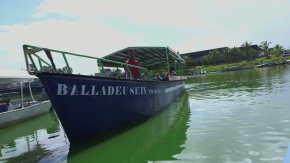 Photo from the movie Island of Lemurs: Madagascar