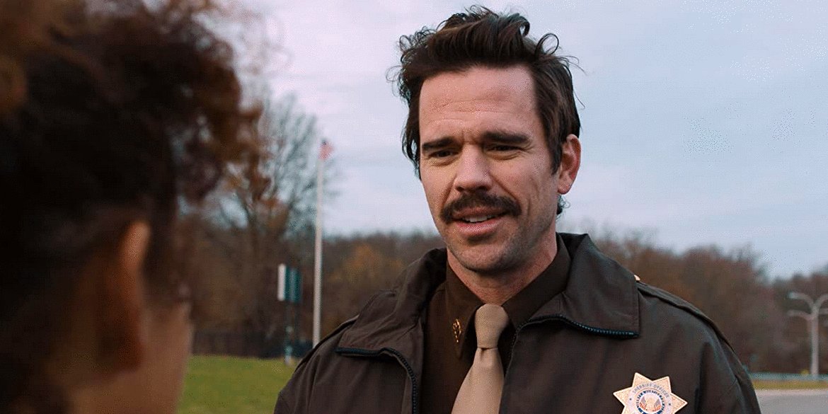 Photo from the movie Susie Searches