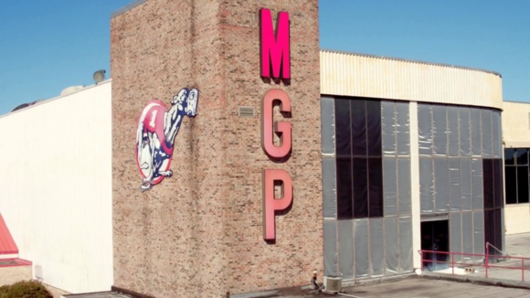 Photo from the movie Here Comes Rusty