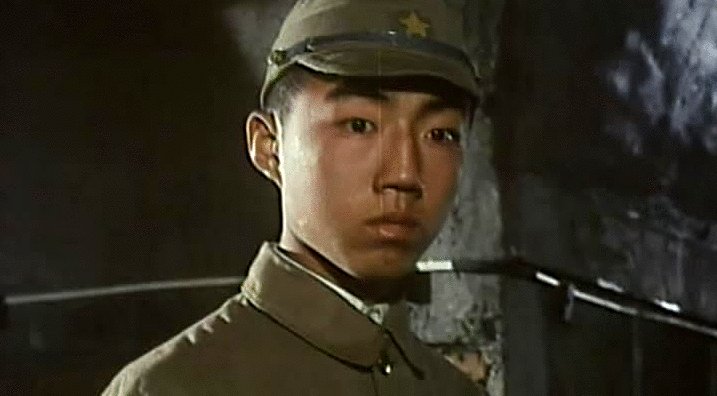 Photo from the movie Man Behind the Sun