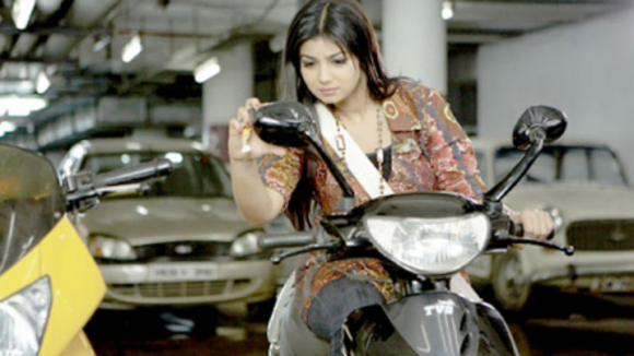 Photo from the movie Sunday