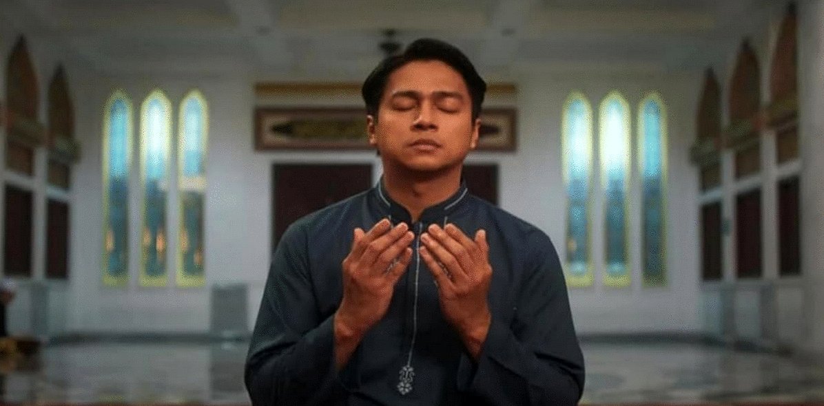 Photo from the movie Setetes Embun Cinta Niyala