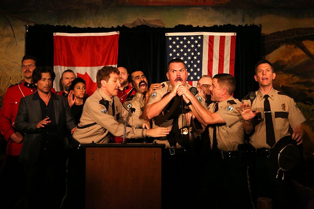 Photo du film Super Troopers 2 v.f.