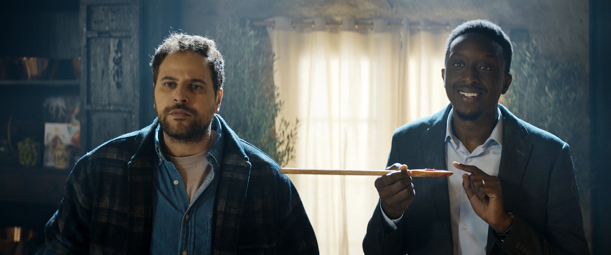 Photo from the movie Ici et là-bas