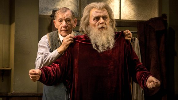 Photo from the movie The Dresser