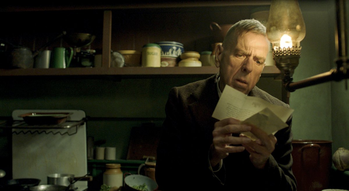 Photo du film Mrs Lowry & Son