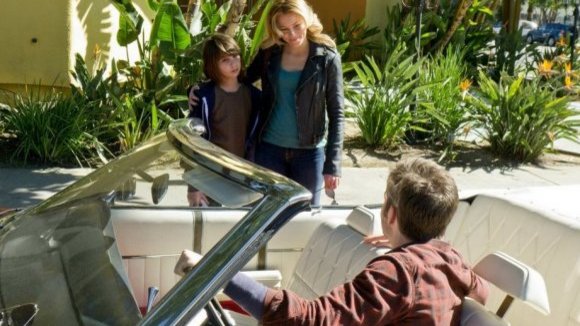 Photo from the movie People Like Us