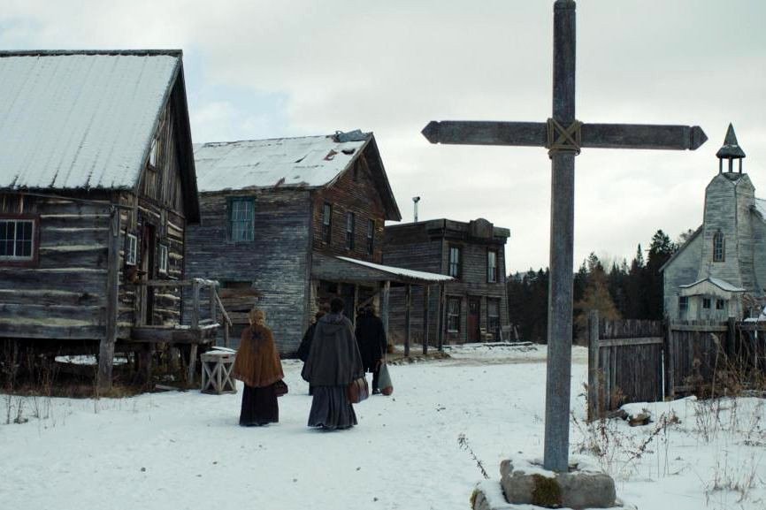 Photo from the movie L'État sauvage