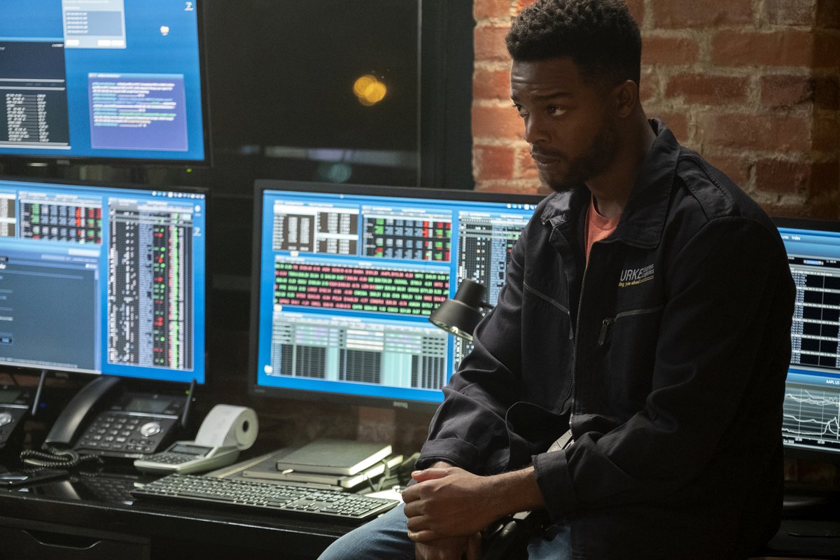 Photo from the movie 21 Bridges