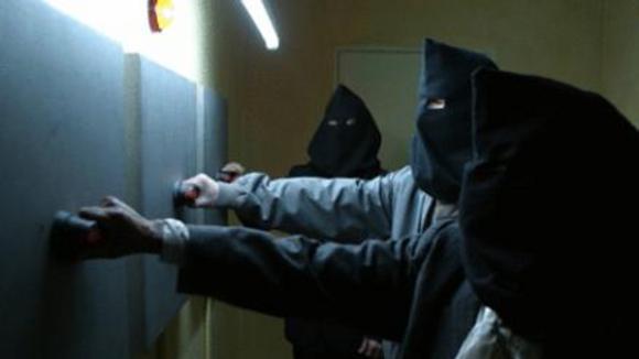 Photo from the movie Return to Sender