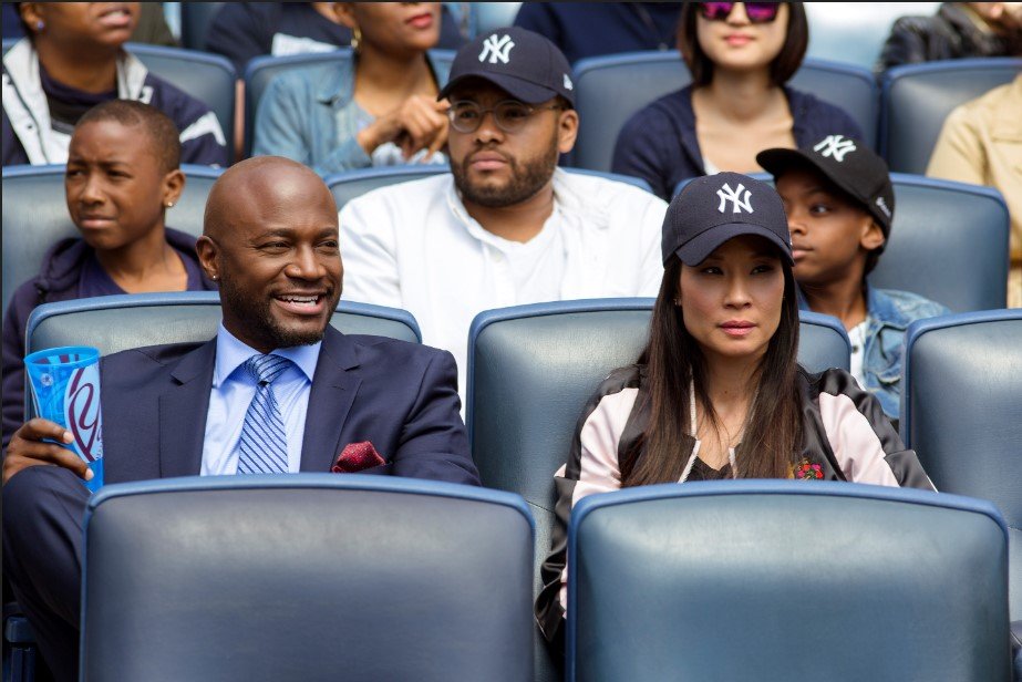 Photo from the movie Set It Up