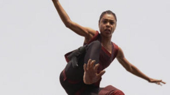 Photo from the movie Aeon Flux