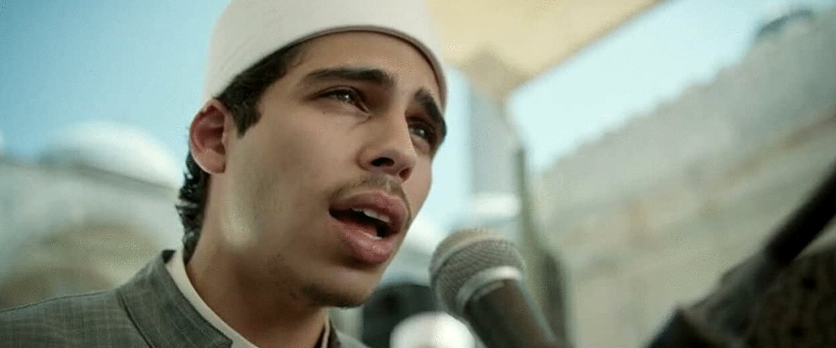 Photo from the movie Boy from Heaven