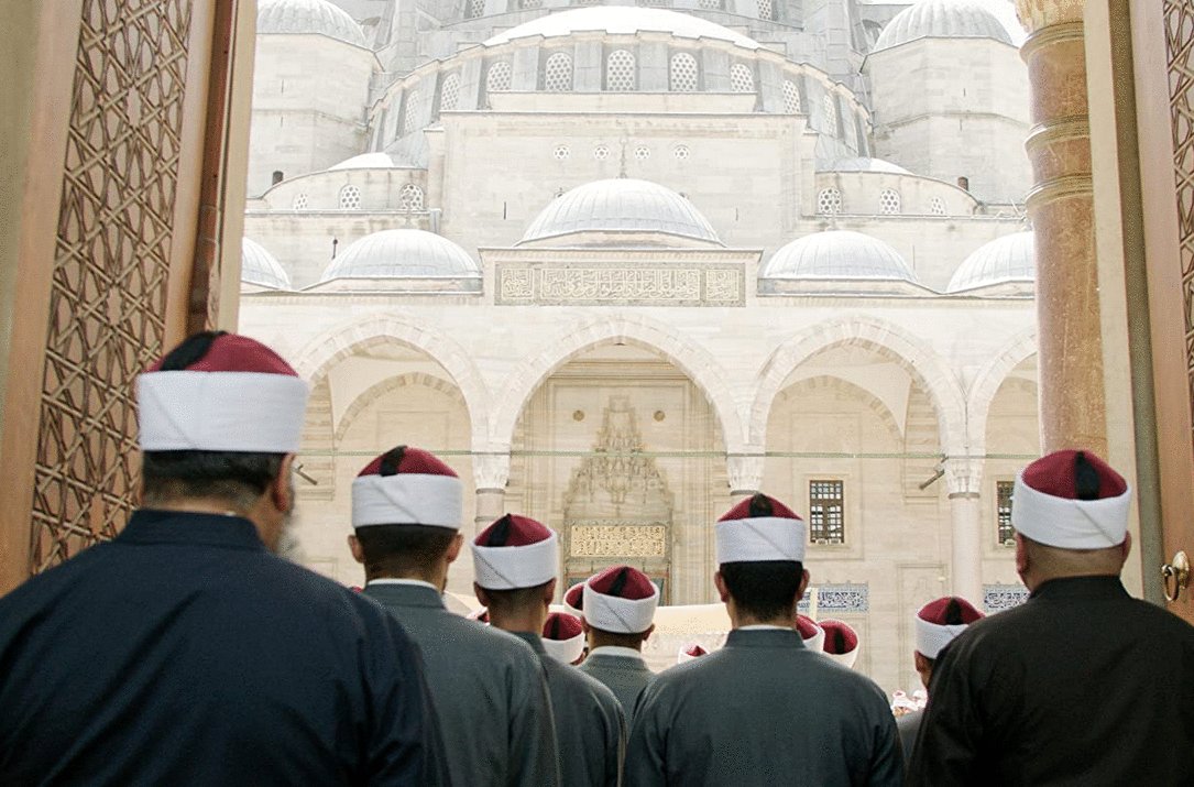 Photo from the movie Boy from Heaven