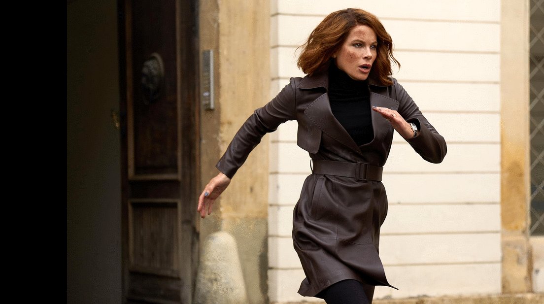 Photo from the movie Canary Black