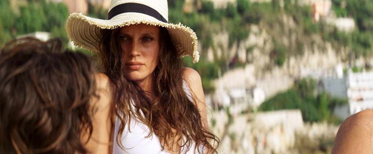 Photo from the movie Mascarade