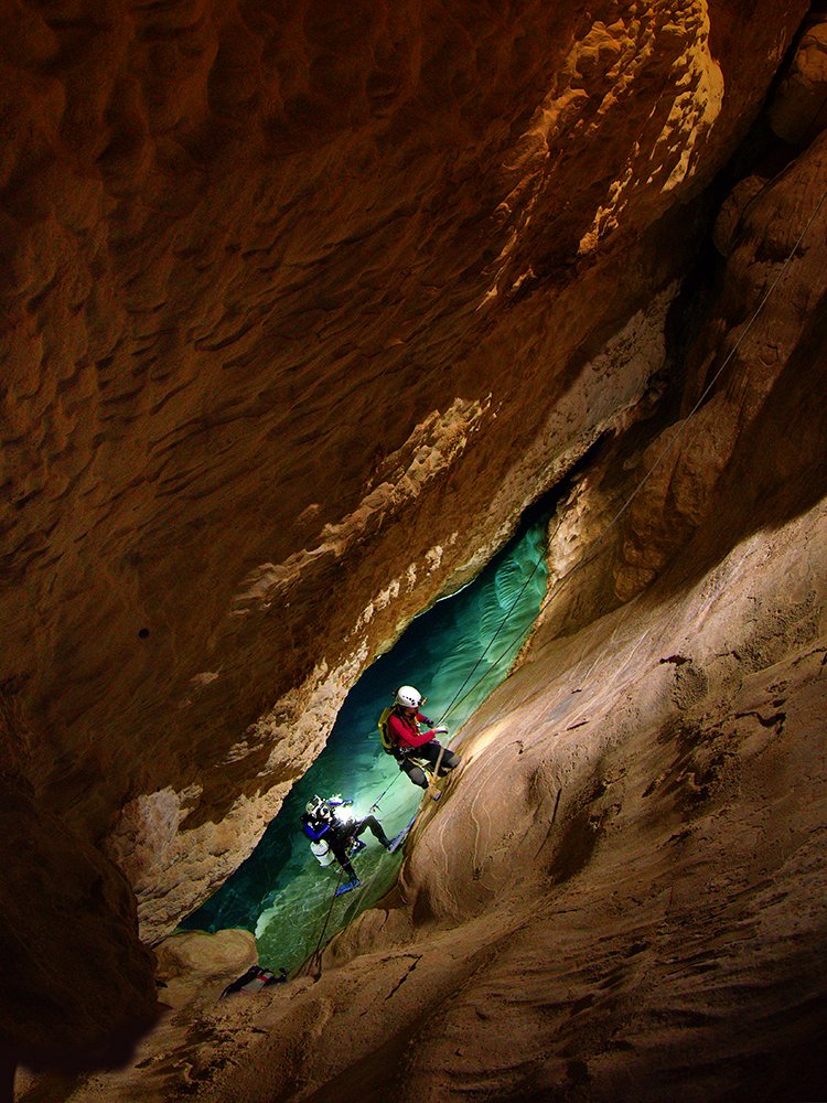 Photo from the movie Ancient Caves [2020]