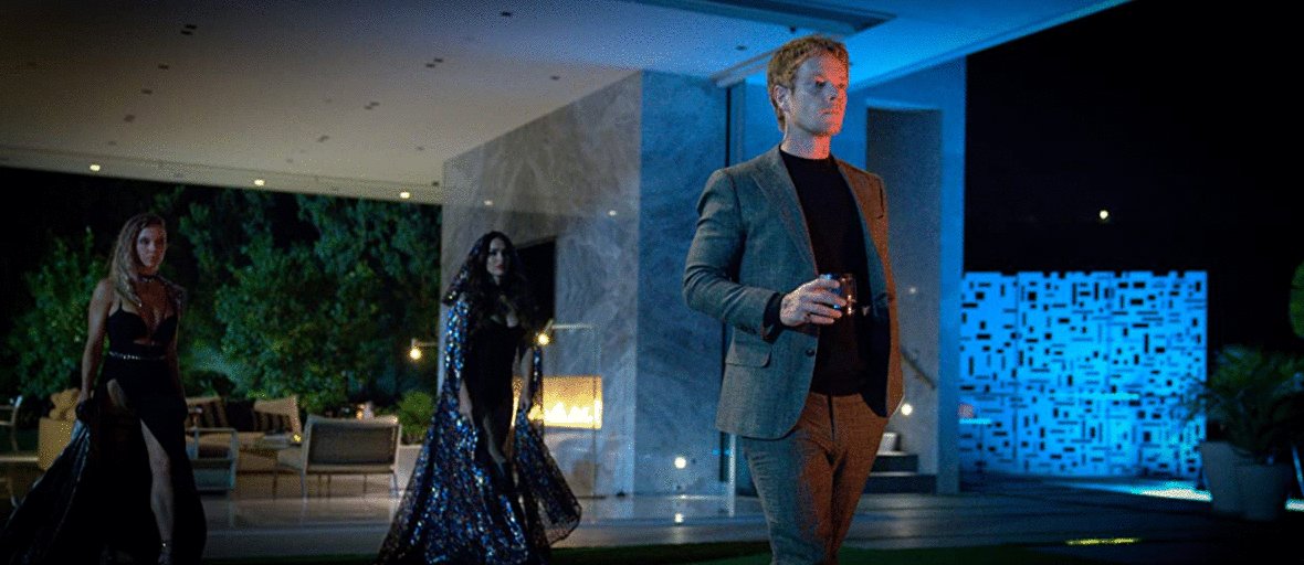 Photo from the movie Night Teeth