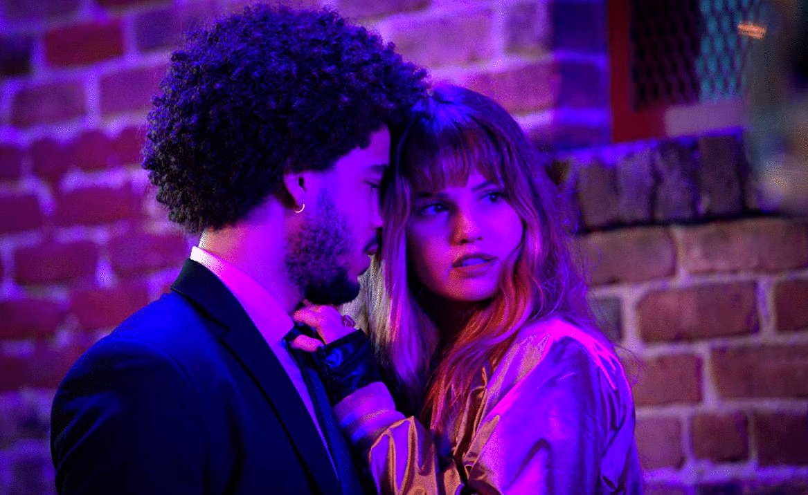 Photo from the movie Night Teeth