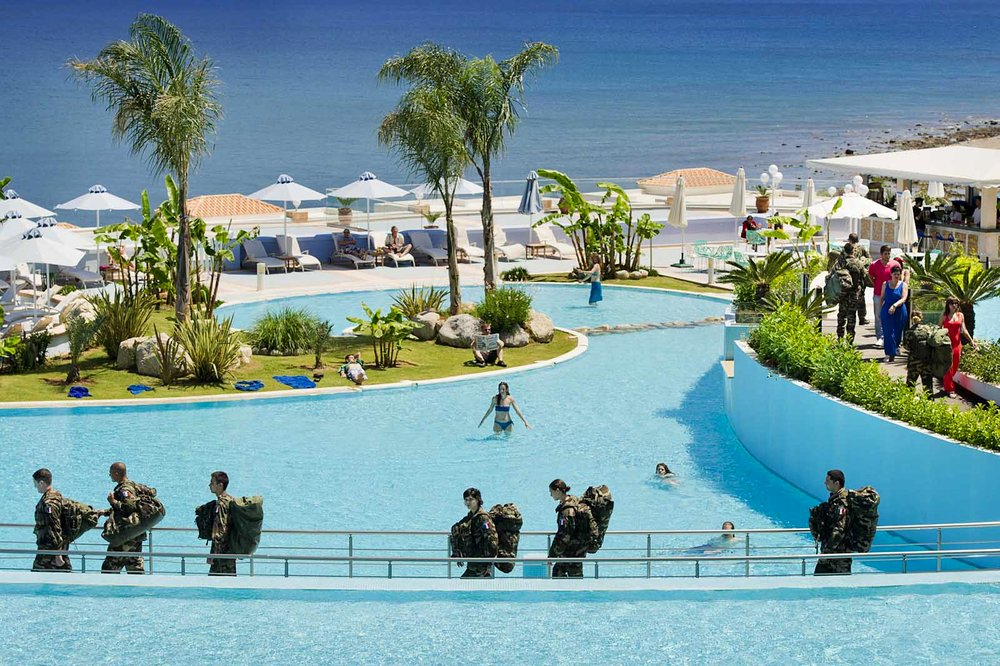 Photo from the movie The Stopover