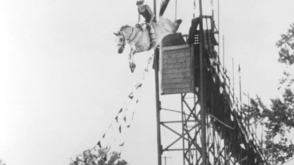 Photo from the movie Wild Hearts Can't Be Broken