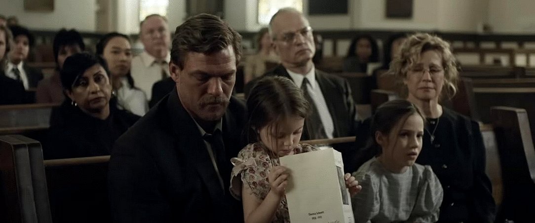 Photo from the movie Ordinary Angels