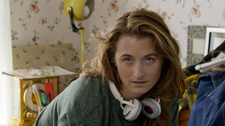 Photo du film Standing Up, Falling Down