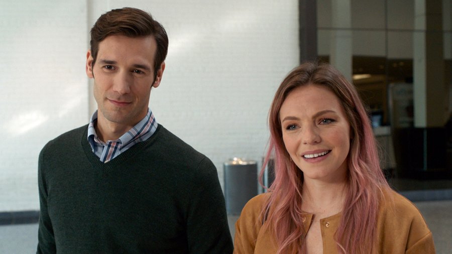 Photo du film Standing Up, Falling Down