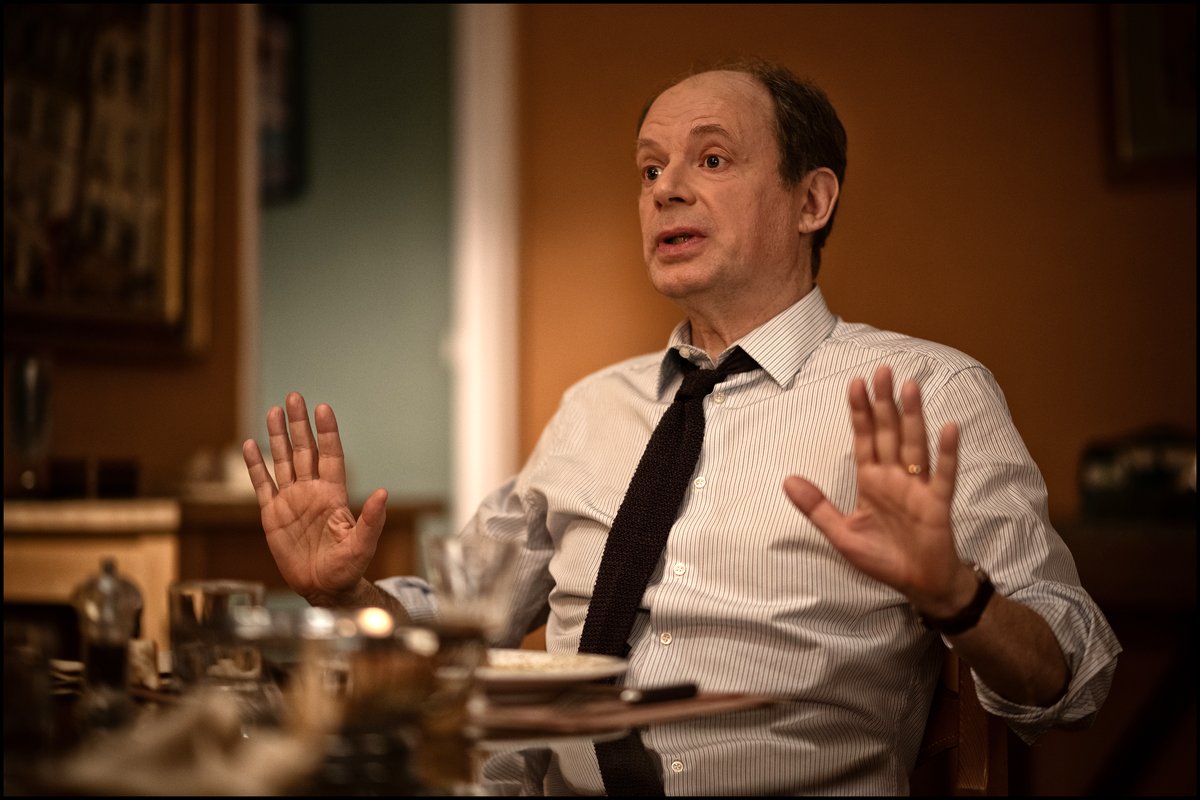 Photo from the movie Maigret et le mort amoureux