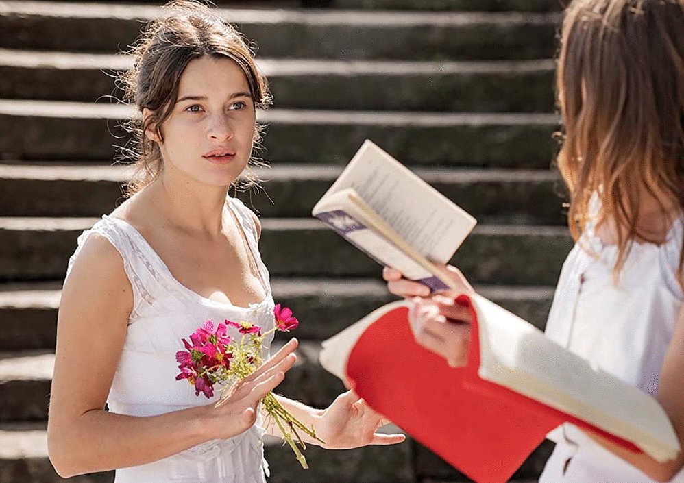 Photo from the movie A Radiant Girl