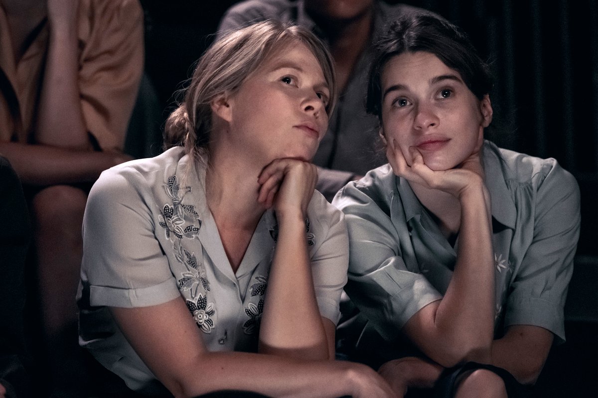 Photo from the movie A Radiant Girl