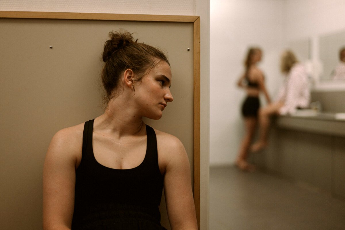 Photo from the movie Julie Keeps Quiet