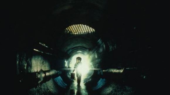 Photo from the movie Mimic