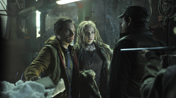 Photo from the movie The Colony