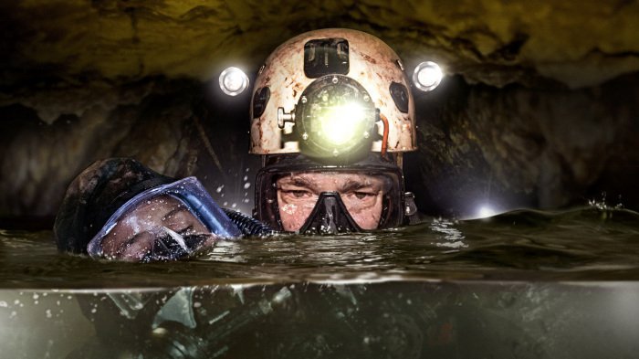 Photo from the movie The Cave