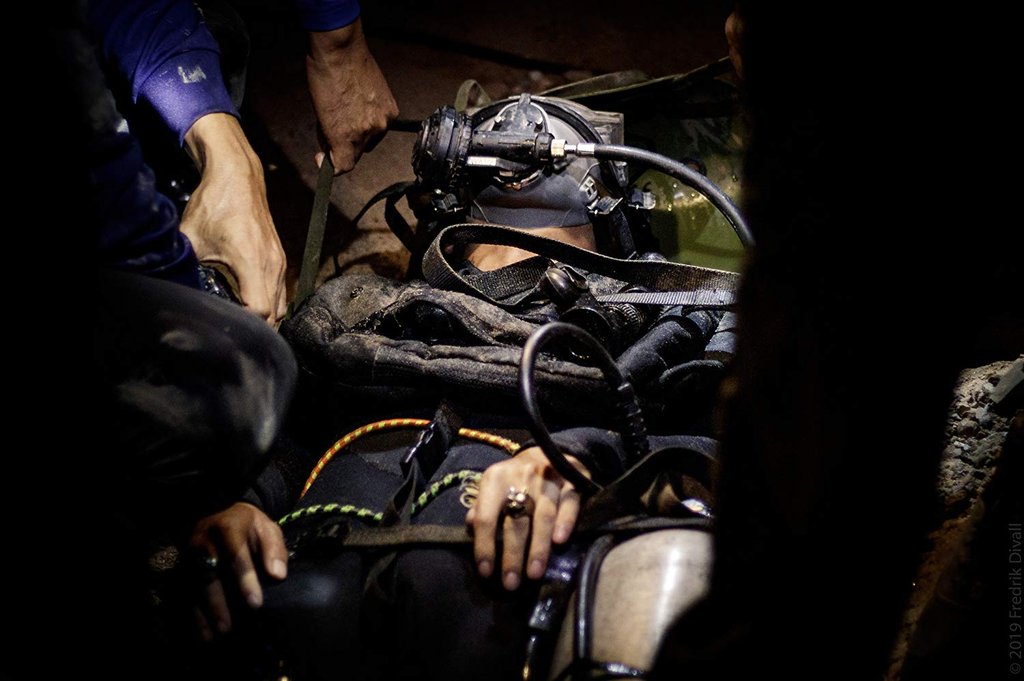 Photo from the movie The Cave