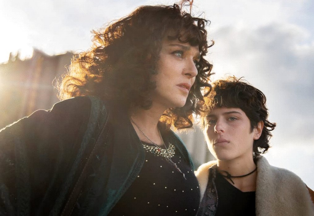 Photo from the movie La vita bugiarda degli adulti