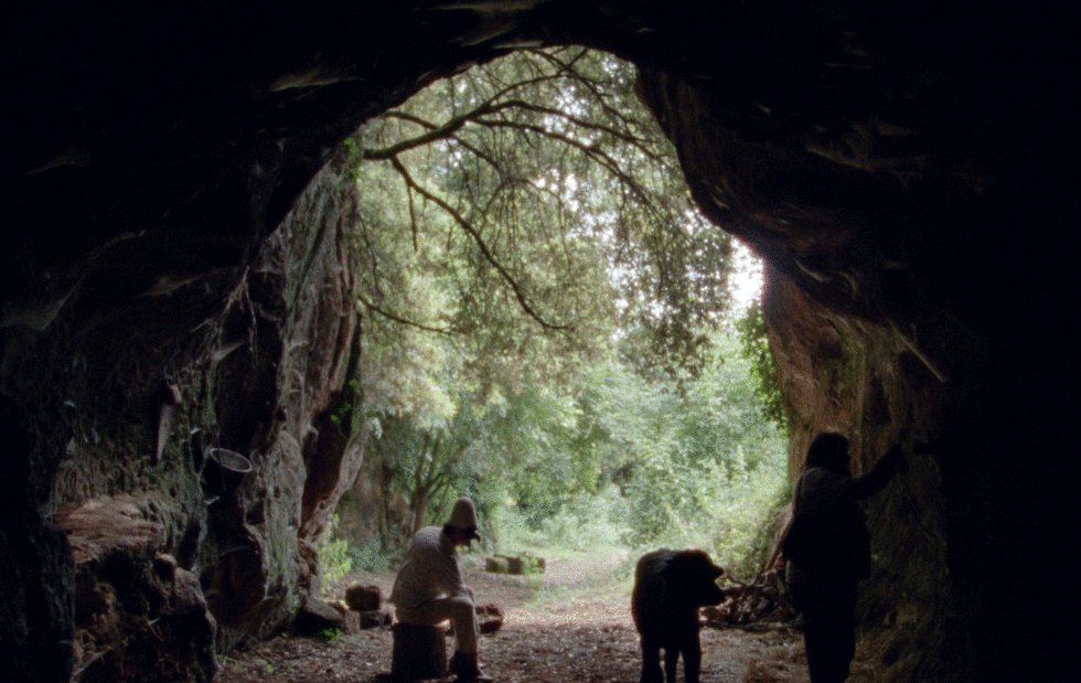 Photo from the movie Lost and Beautiful