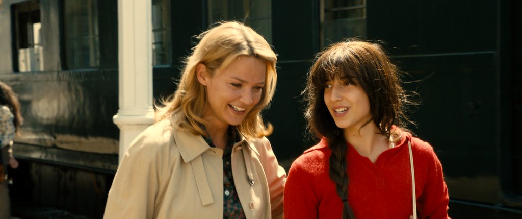 Photo from the movie An Impossible Love
