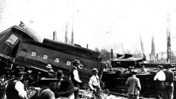 Photo from the movie The Mountain Runners