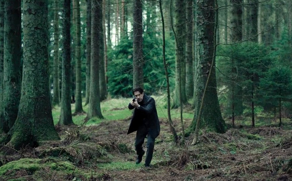 Photo from the movie Damaged