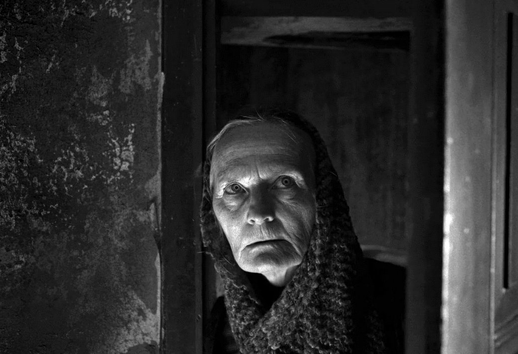 Photo du film La jeune femme à l'aiguille