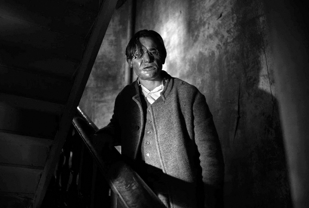 Photo du film La jeune femme à l'aiguille