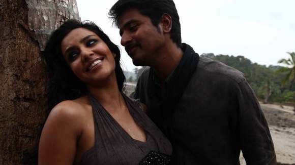 Photo du film Ethir Neechal