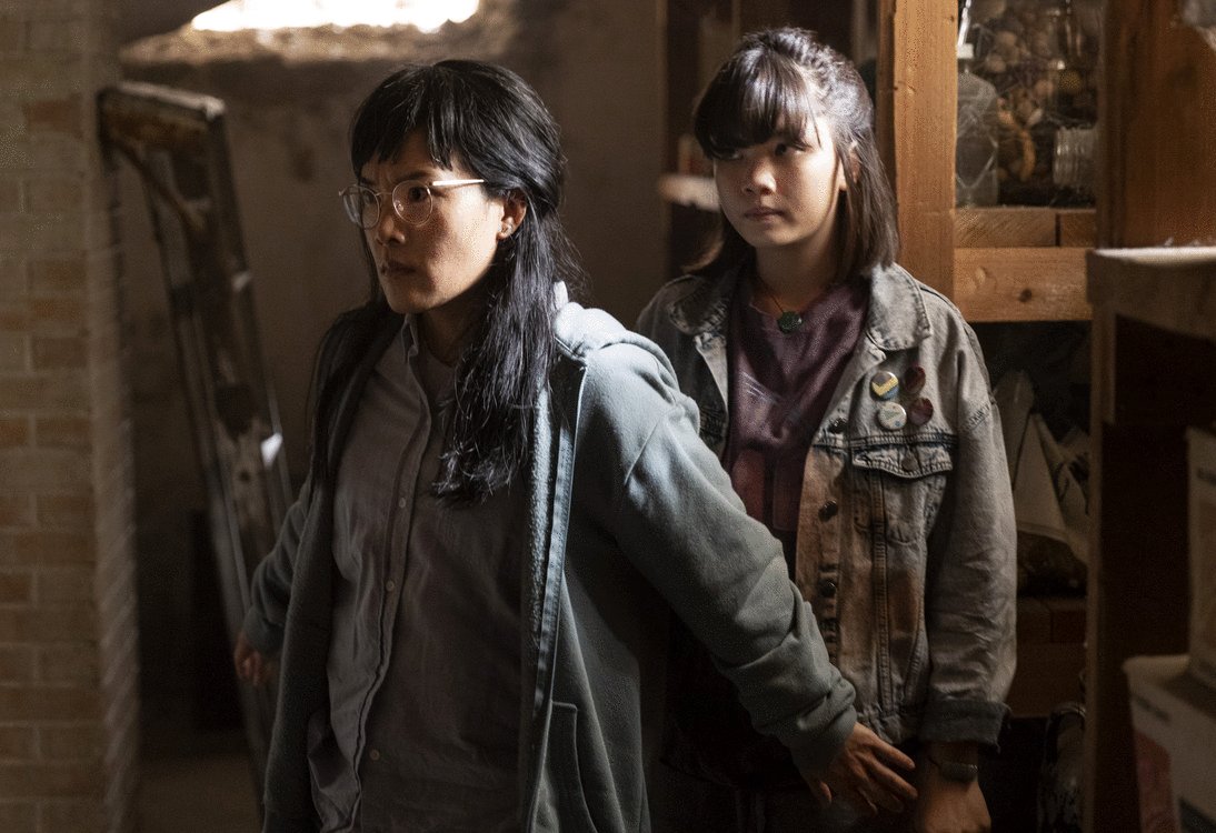 Photo from the movie Paper Girls