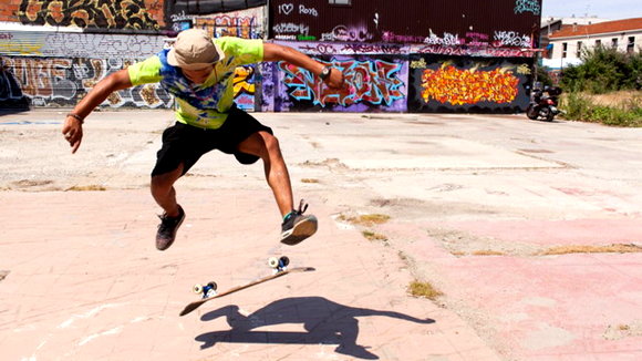 Photo from the movie The Smell of Us