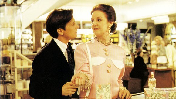 Photo from the movie For Love or Money