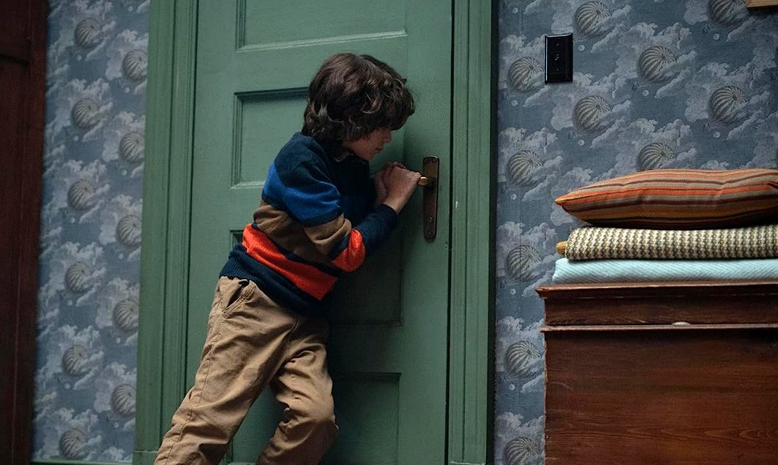 Photo from the movie Cobweb