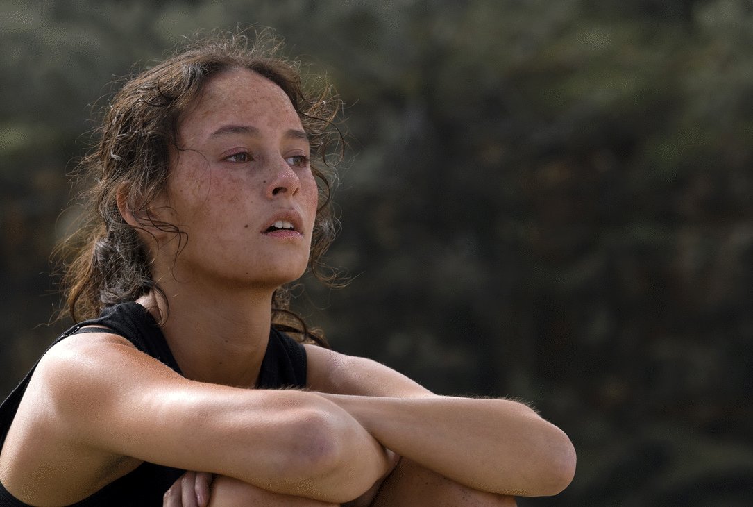 Photo from the movie The Wilds