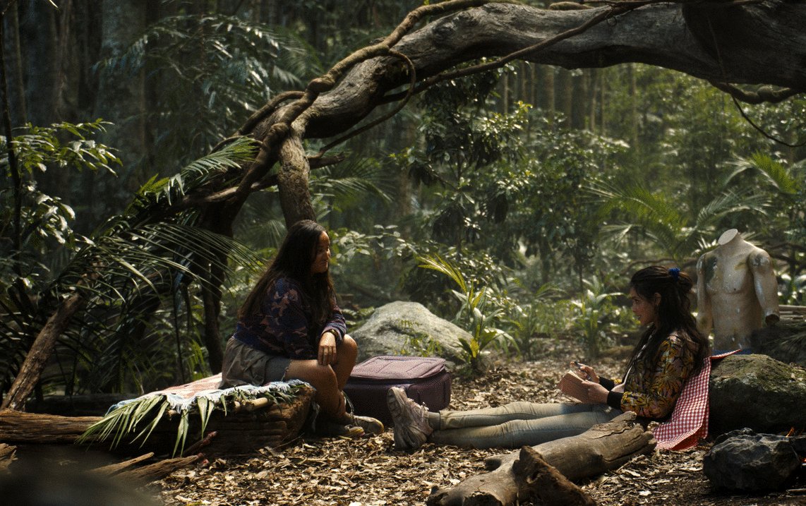 Photo from the movie The Wilds